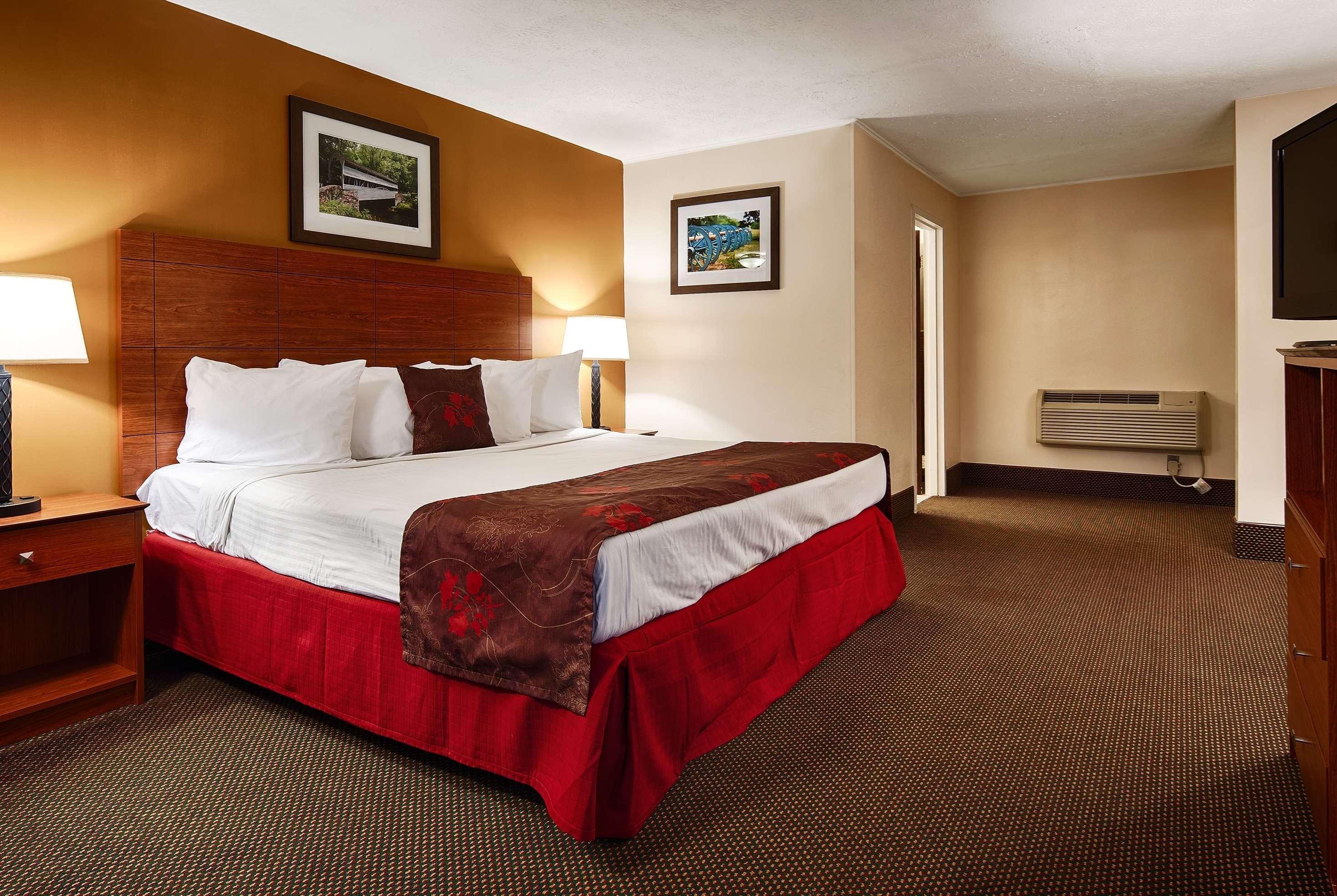 Days Inn By Wyndham Breezewood Exterior foto