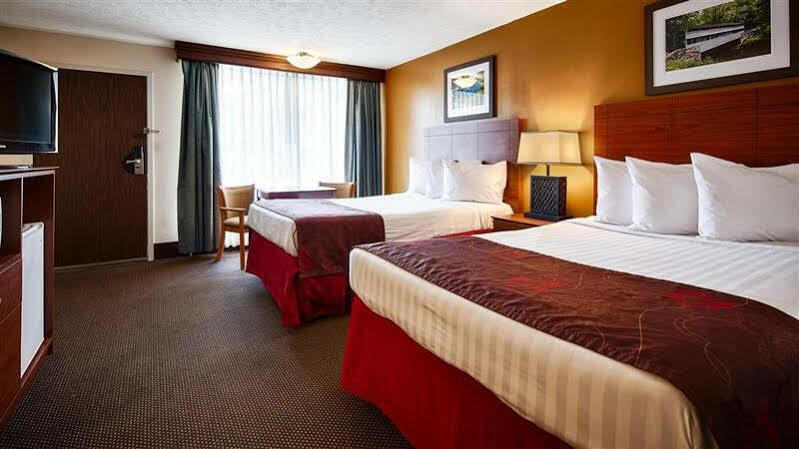 Days Inn By Wyndham Breezewood Exterior foto